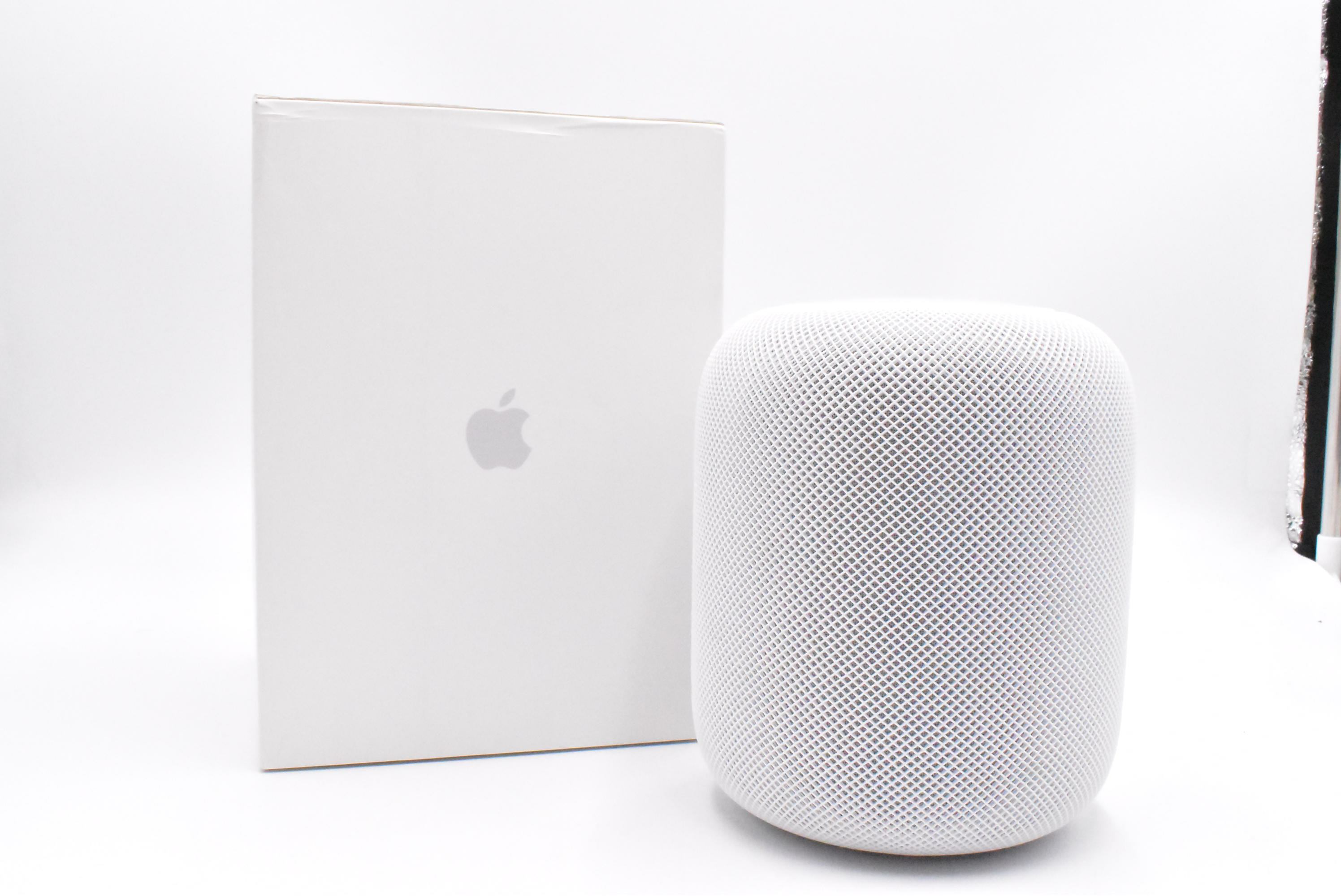 Apple HomePod Wireless Bluetooth Speaker MQHV2LL/A White 