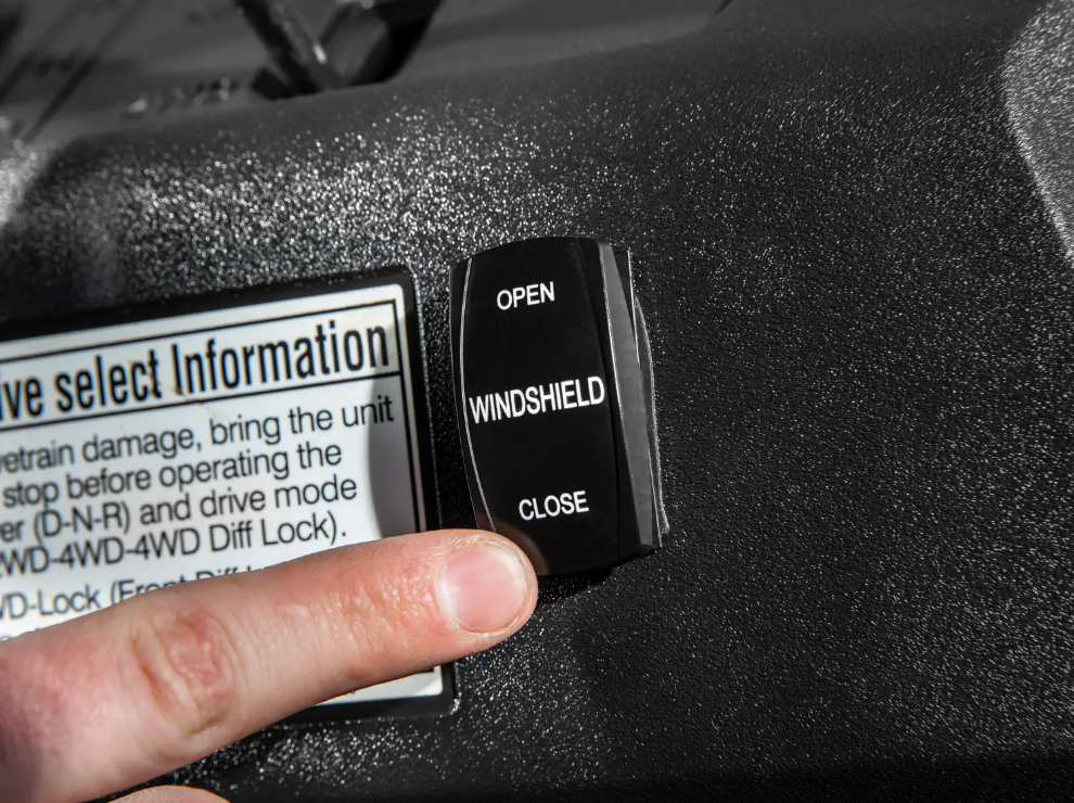 SuperATV Maxdrive Power Windshield For Honda Pioneer 700 / 700-4 2014+ - Image 6