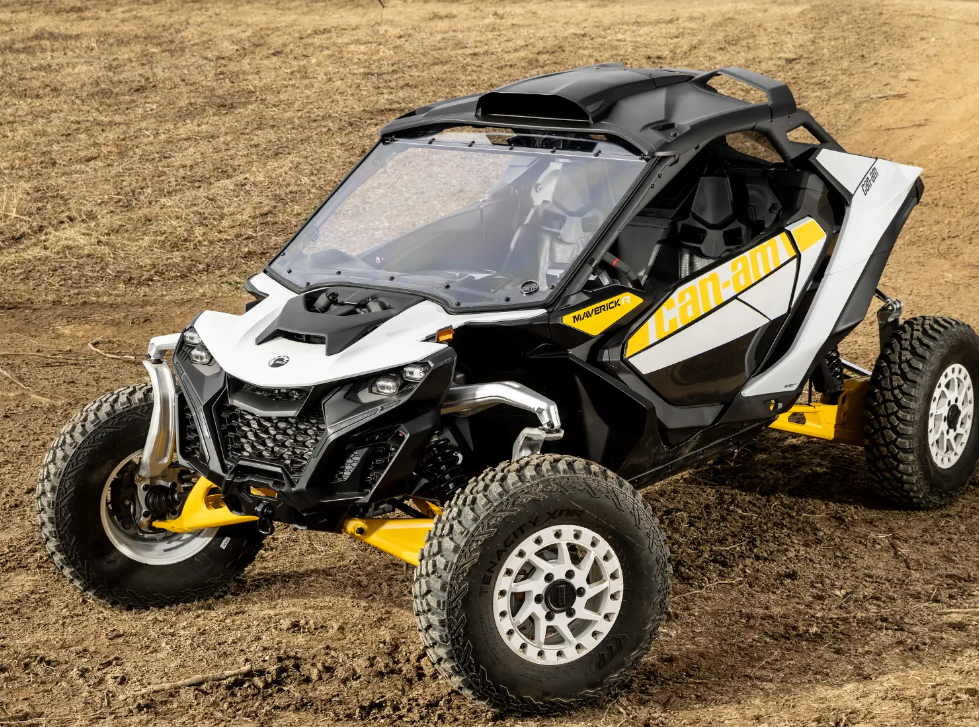 SuperATV Scratch Resistant Full Windshield For Can-Am Maverick R 2024+ - Image 2